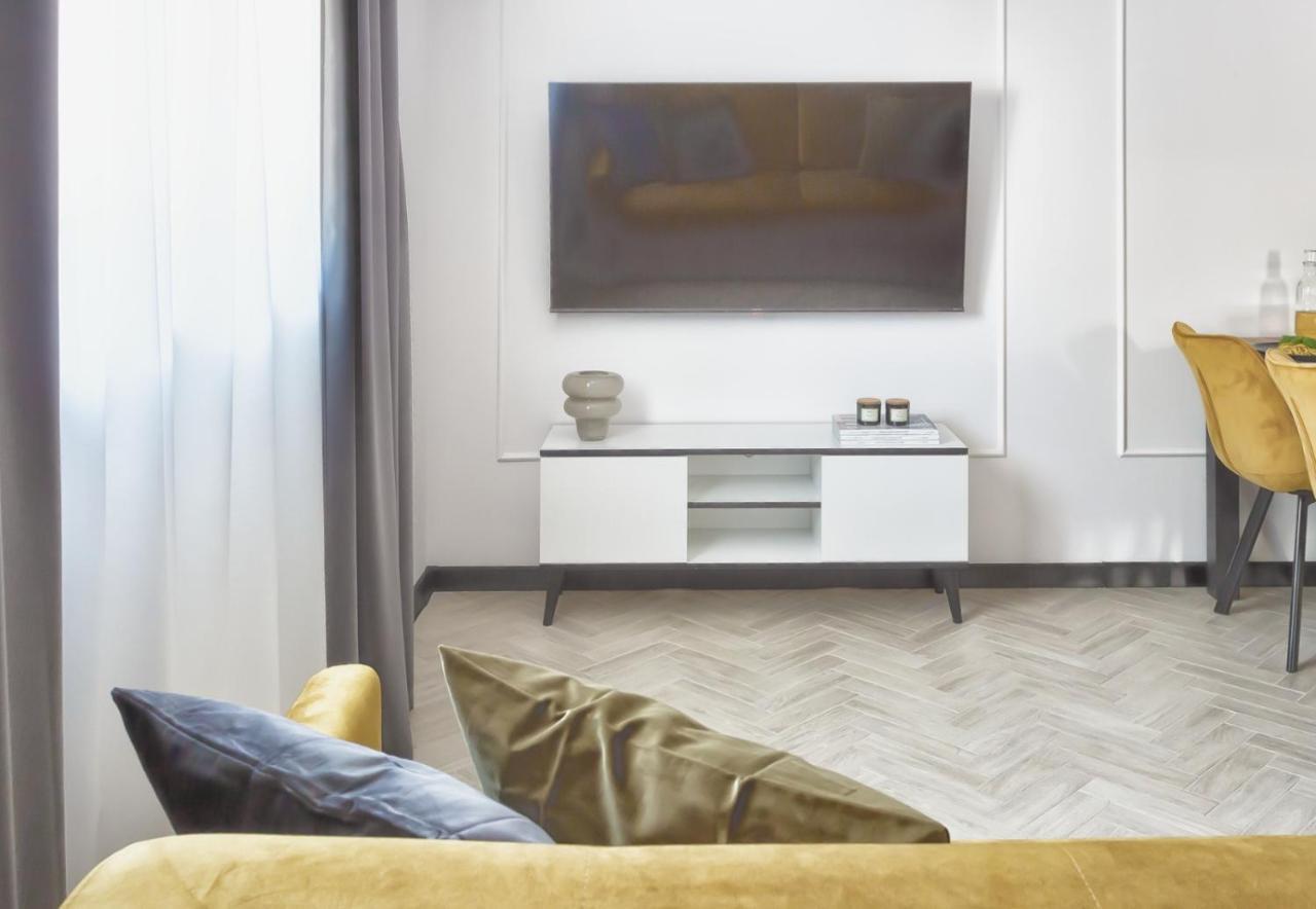 Royal Plater Apartment